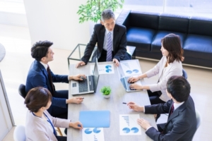 大手企業に負けない！知名度・資金力に頼らない中小・ベンチャーならではの「採用武器」とは？